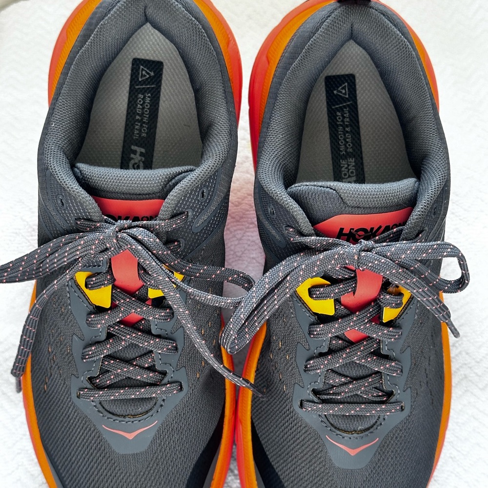 Hoka One One Challenger ATR 6. Women’s Size 9